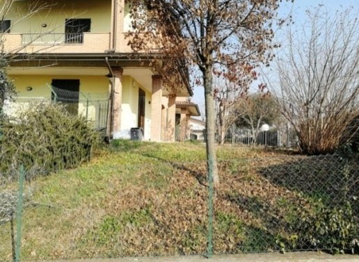 casa indipendente in vendita a Bibbiano