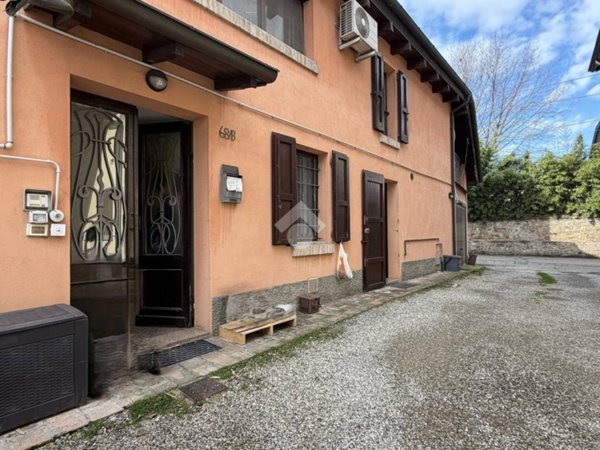 casa indipendente in vendita a Bibbiano in zona Barco