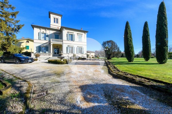 casa indipendente in vendita a Bibbiano in zona Fossa