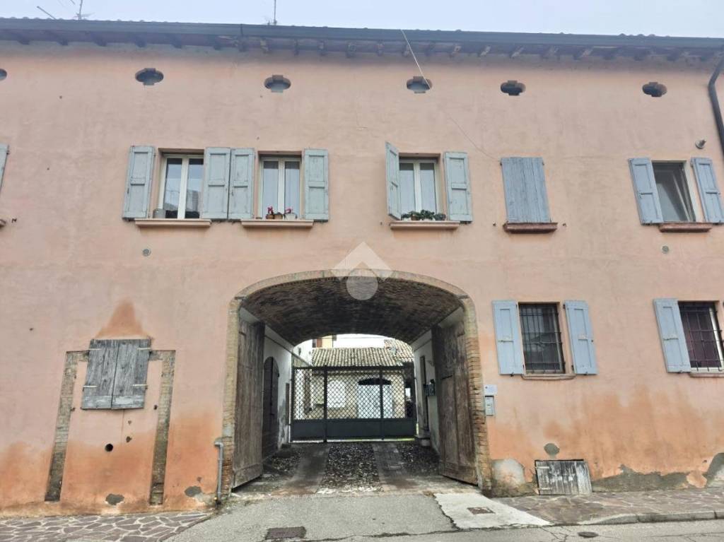 appartamento in vendita a Bibbiano in zona Barco