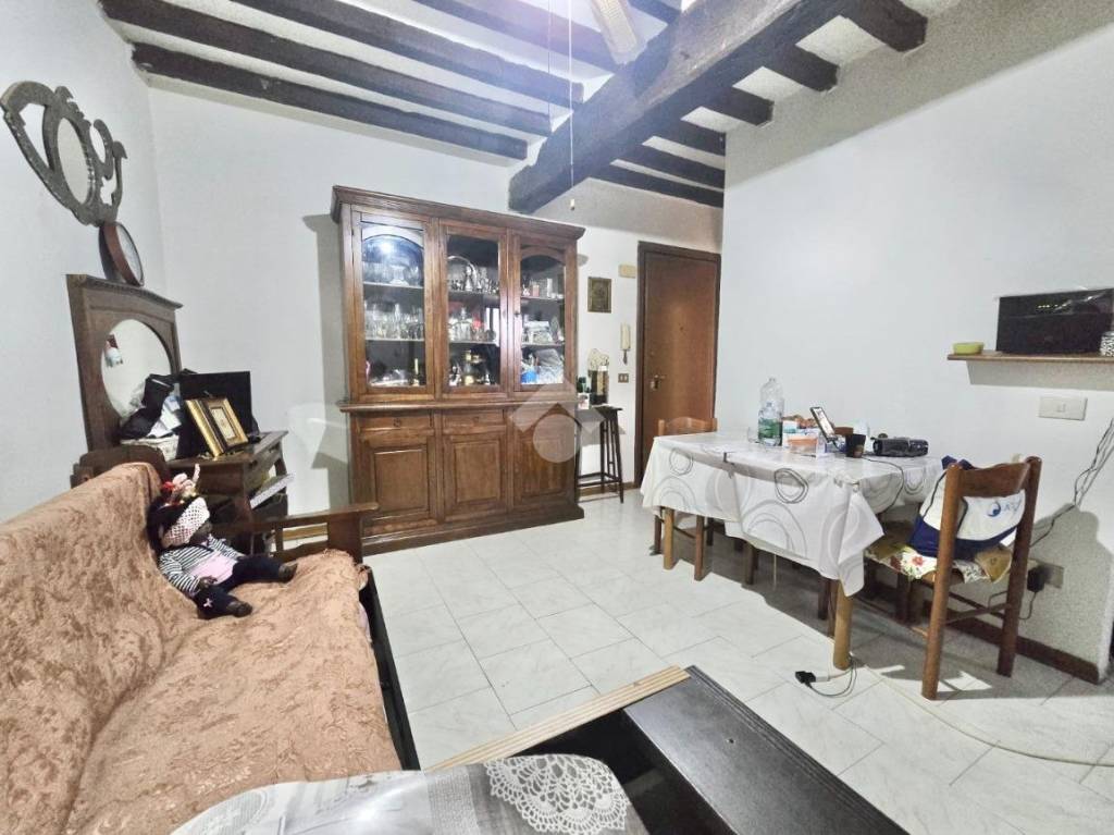 appartamento in vendita a Bibbiano in zona Barco