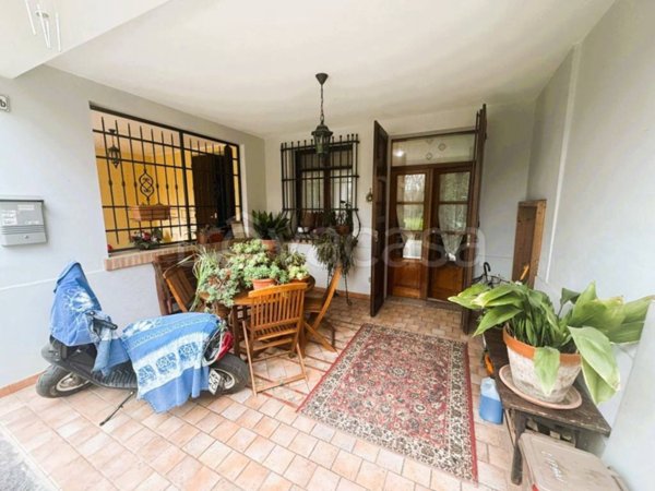 casa indipendente in vendita a Bibbiano in zona Barco