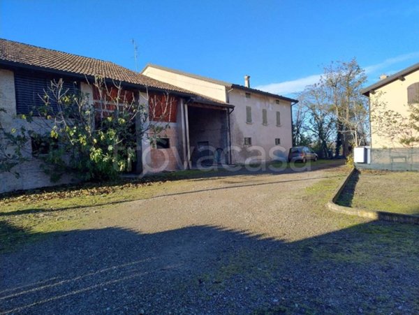 casa indipendente in vendita a Bibbiano in zona Barco