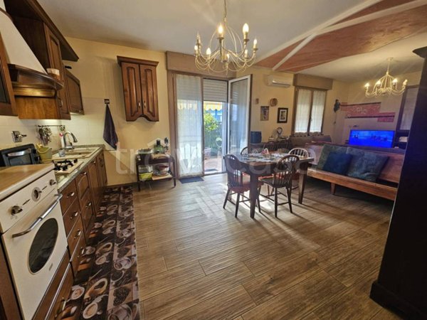 appartamento in vendita a Bibbiano in zona Ghiardo