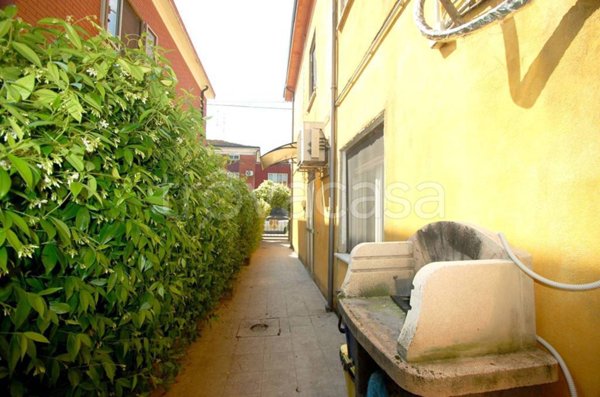 casa indipendente in vendita a Bibbiano in zona Barco