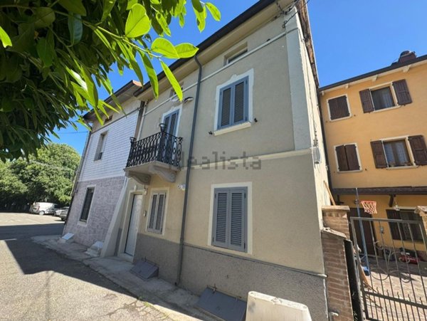 casa indipendente in vendita a Bibbiano
