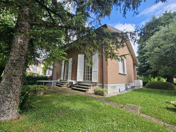 casa indipendente in vendita a Bibbiano in zona Fossa