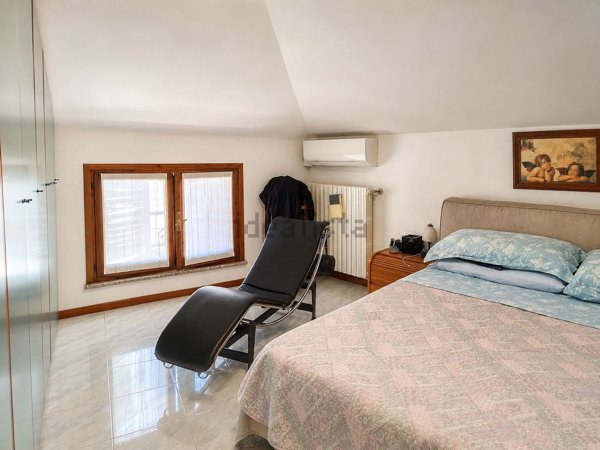 casa indipendente in vendita a Bibbiano in zona Barco