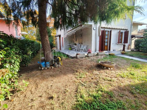 casa indipendente in vendita a Bibbiano in zona Fossa