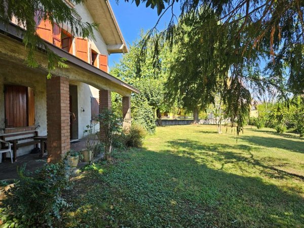 casa indipendente in vendita a Boretto