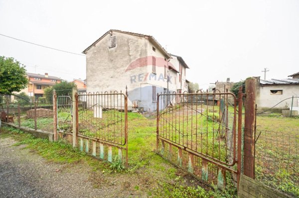 casa indipendente in vendita a Boretto