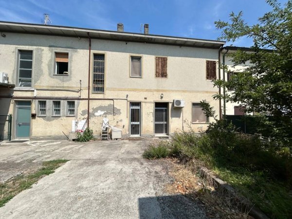 casa indipendente in vendita a Boretto