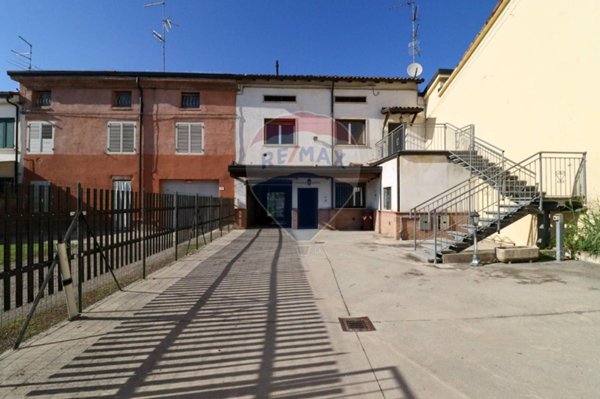 casa indipendente in vendita a Boretto
