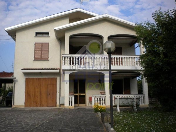 casa indipendente in vendita a Boretto in zona San Rocco