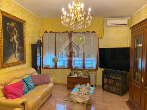 casa indipendente in vendita a Boretto