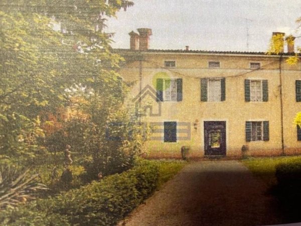 casa indipendente in vendita a Boretto