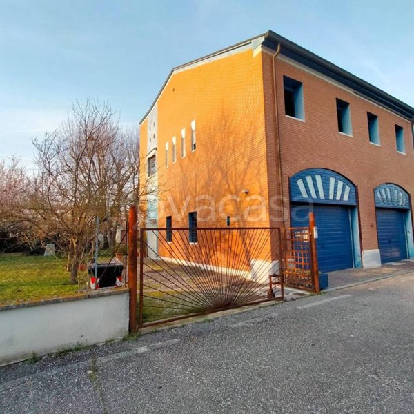 casa indipendente in vendita a Boretto
