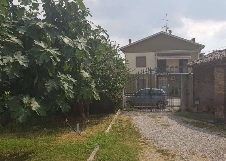 intera palazzina in vendita a Boretto