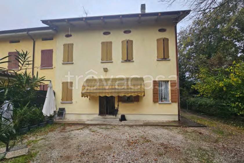 casa indipendente in vendita a Boretto