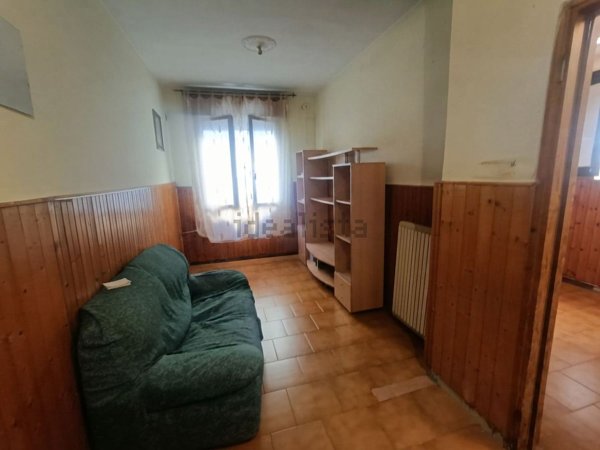 casa indipendente in vendita a Boretto in zona Santa Croce