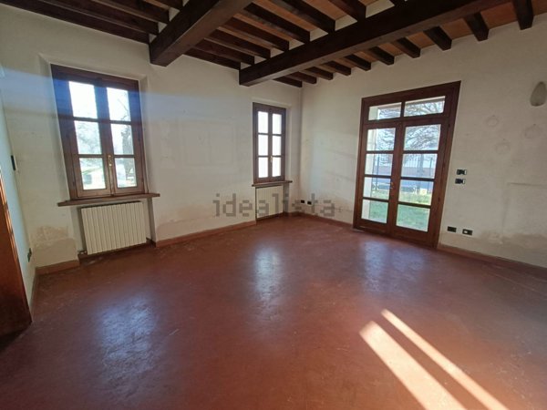 casa indipendente in vendita a Brescello in zona Lentigione