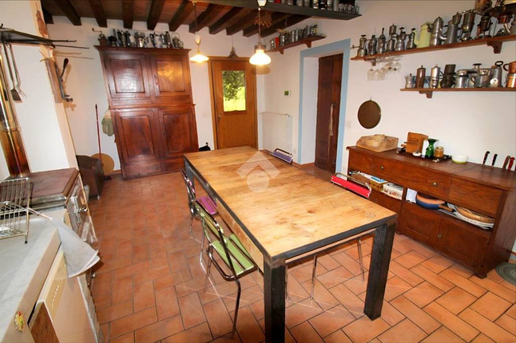 casa indipendente in vendita a Brescello