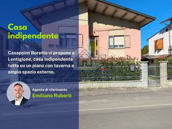 casa indipendente in vendita a Brescello in zona Lentigione