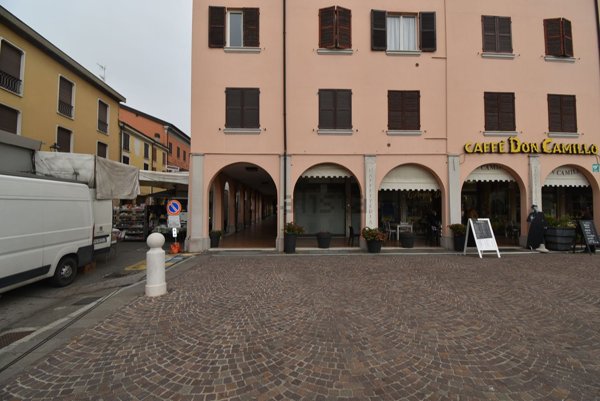 ufficio in vendita a Brescello