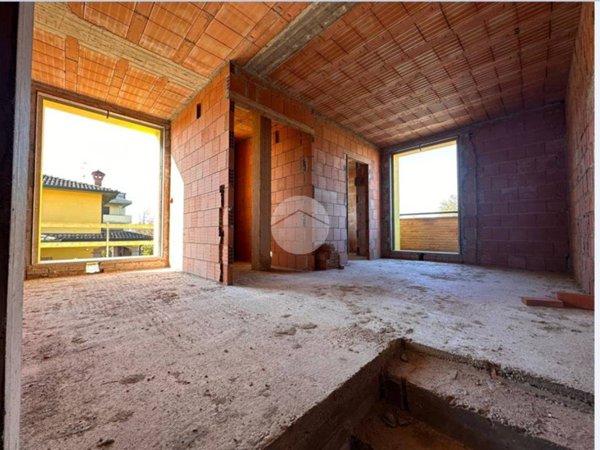 casa indipendente in vendita a Brescello