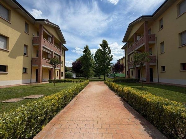 appartamento in vendita a Brescello in zona Lentigione