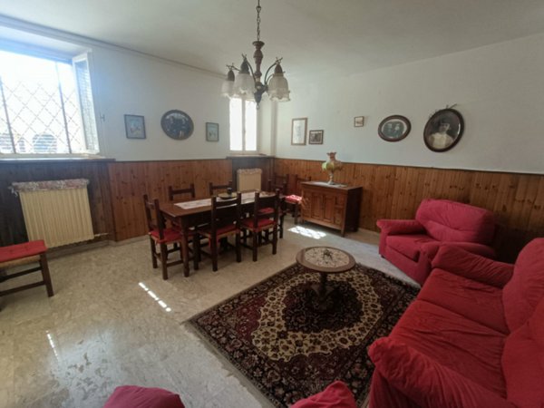 casa indipendente in vendita a Brescello