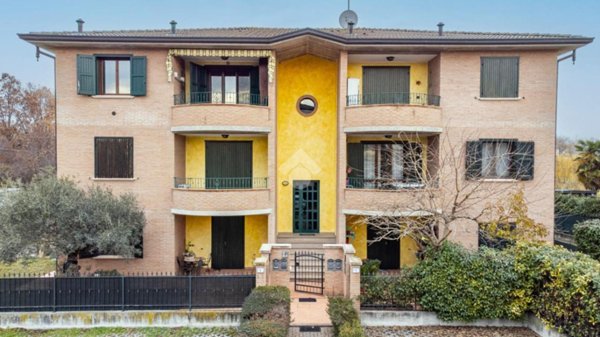 appartamento in vendita a Cadelbosco di Sopra