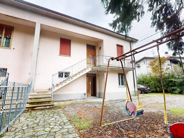 casa indipendente in vendita a Cadelbosco di Sopra