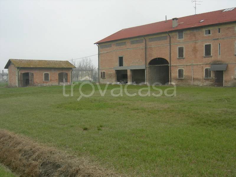 casa indipendente in vendita a Cadelbosco di Sopra