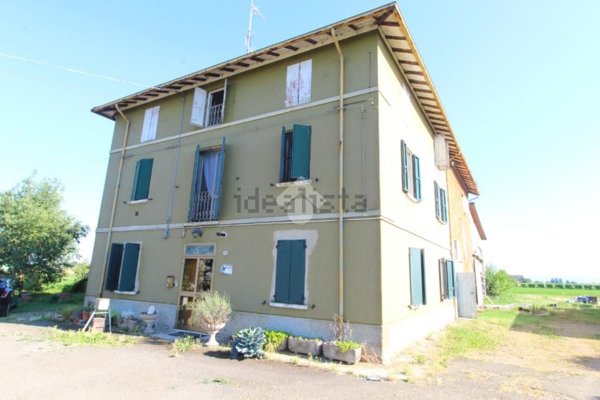 casa indipendente in vendita a Cadelbosco di Sopra