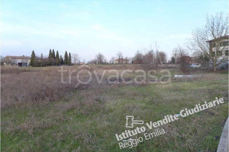 terreno edificabile in vendita a Cadelbosco di Sopra