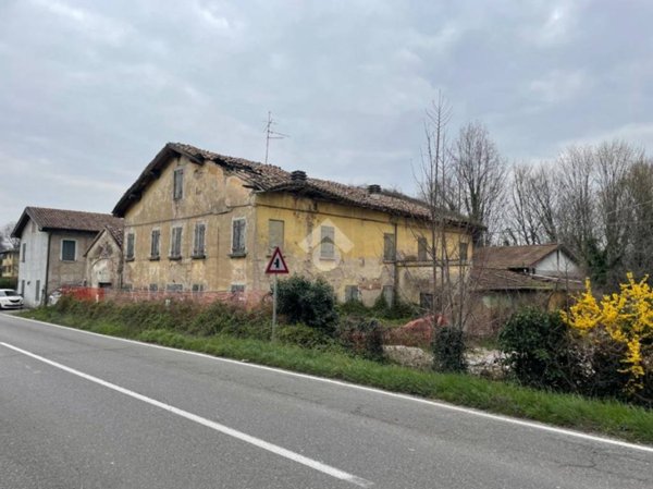 casa indipendente in vendita a Cadelbosco di Sopra
