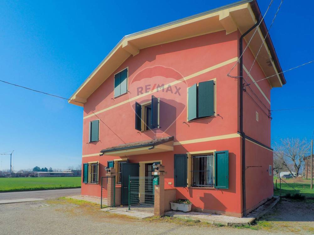 casa indipendente in vendita a Cadelbosco di Sopra