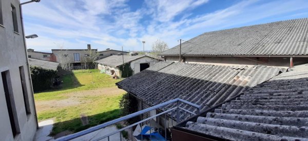 casa indipendente in vendita a Cadelbosco di Sopra