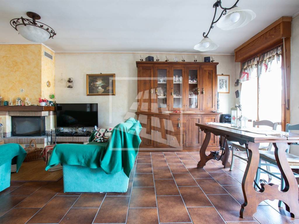 appartamento in vendita a Cadelbosco di Sopra