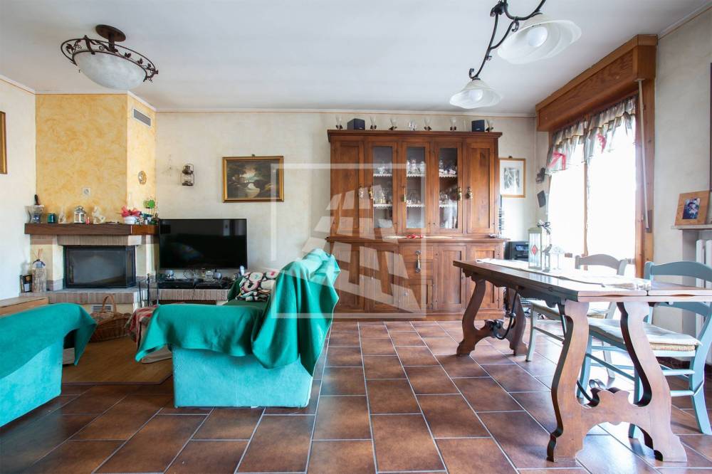 appartamento in vendita a Cadelbosco di Sopra