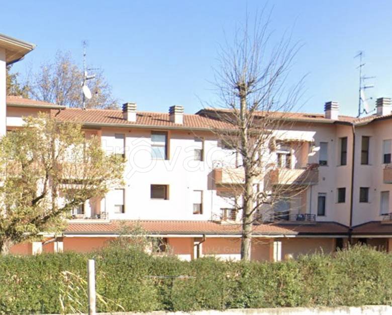 appartamento in vendita a Cadelbosco di Sopra in zona Cadelbosco di Sotto