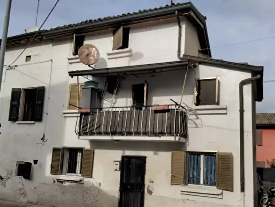 casa indipendente in vendita a Cadelbosco di Sopra