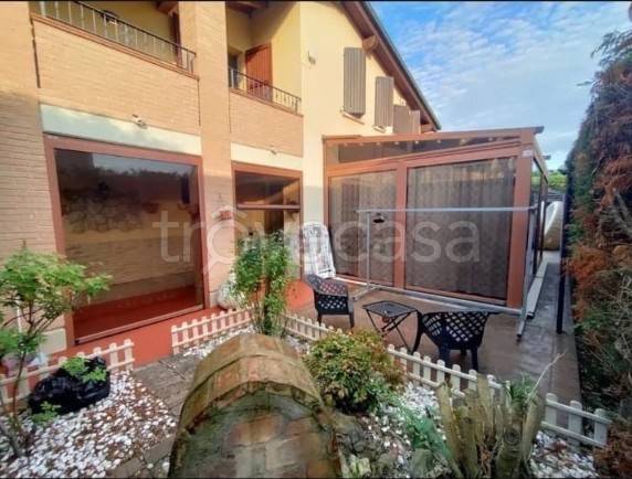 appartamento in vendita a Cadelbosco di Sopra