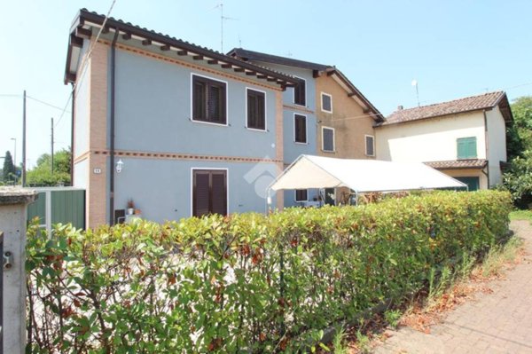 casa indipendente in vendita a Cadelbosco di Sopra in zona Cadelbosco di Sotto