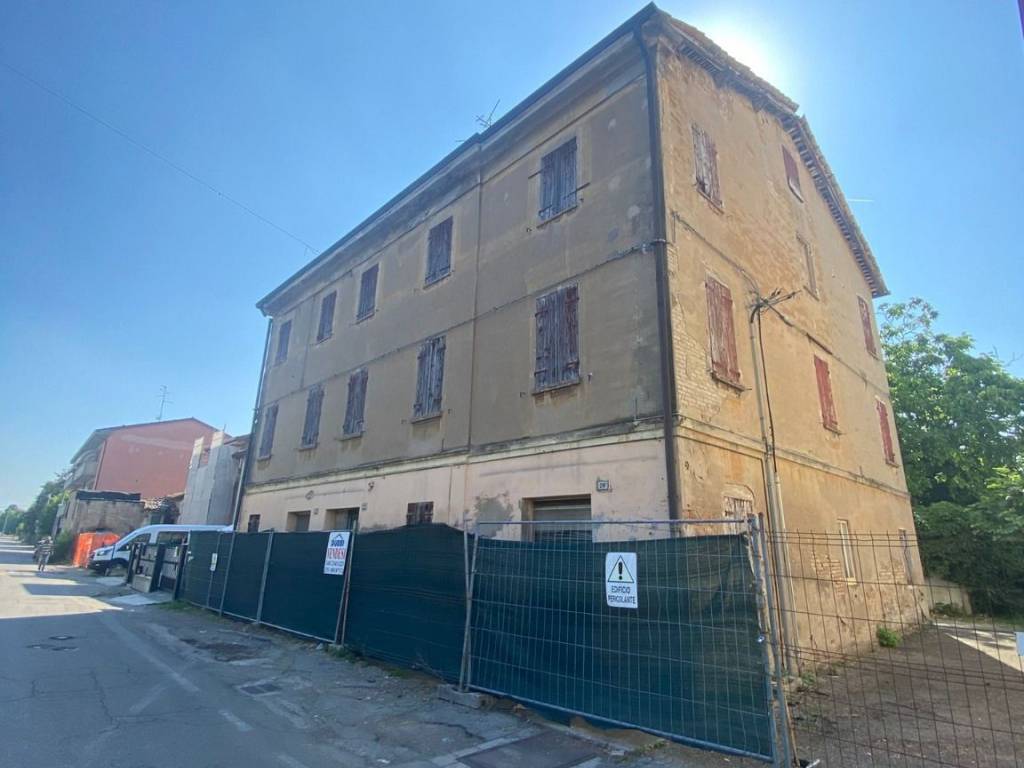 casa indipendente in vendita a Cadelbosco di Sopra