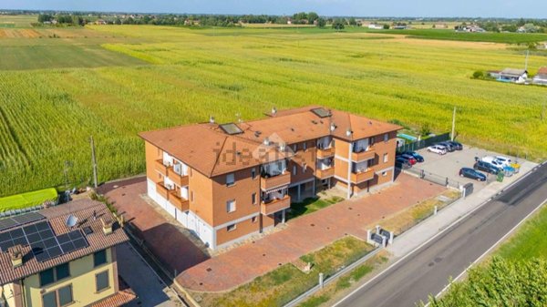 appartamento in vendita a Cadelbosco di Sopra