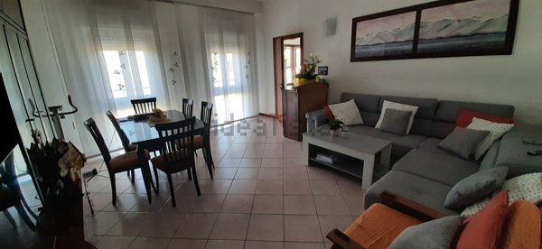 casa indipendente in vendita a Cadelbosco di Sopra