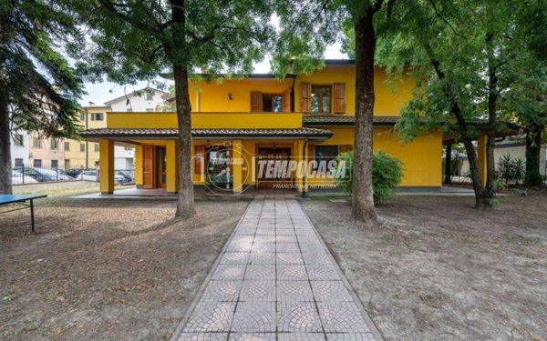 casa indipendente in vendita a Cadelbosco di Sopra