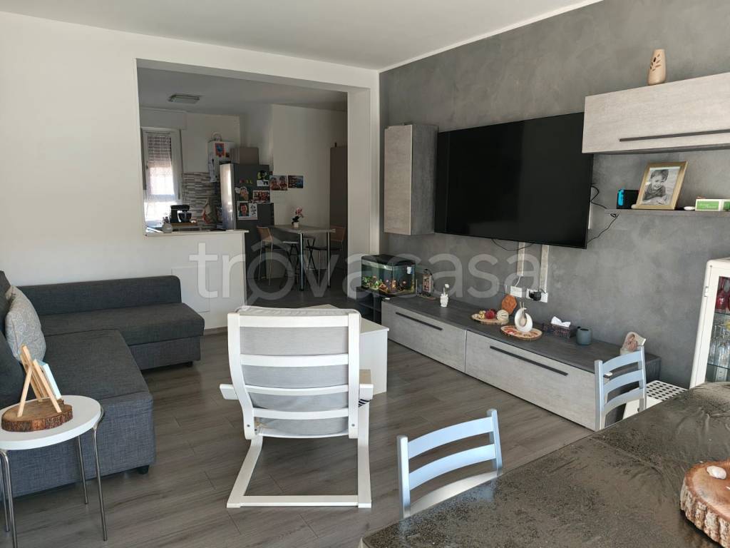 appartamento in vendita a Cadelbosco di Sopra
